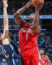 连刷纪录卡莱尔被锡安打服：他真是一头凶猛的野兽