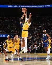 九游娱乐app-湖人二队侧翼大闸夏联首秀表现平平，他需要打出更好的表现才行？