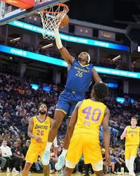 九游娱乐体育-得分能力确实出色，但勇士替补锋线的防守能力也确实是有些糟糕？